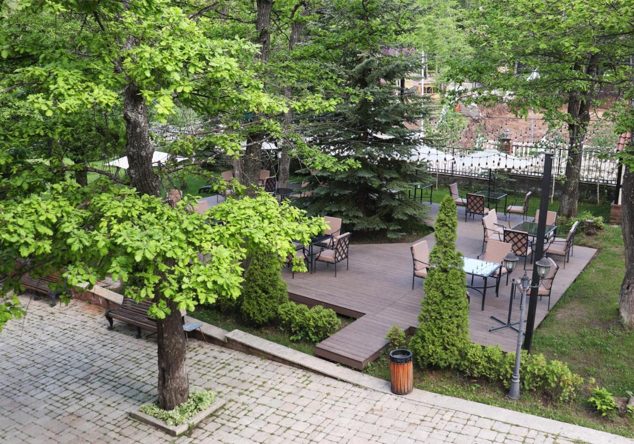 צ'אקאדזור Splendor Resort And Restaurant מראה חיצוני תמונה