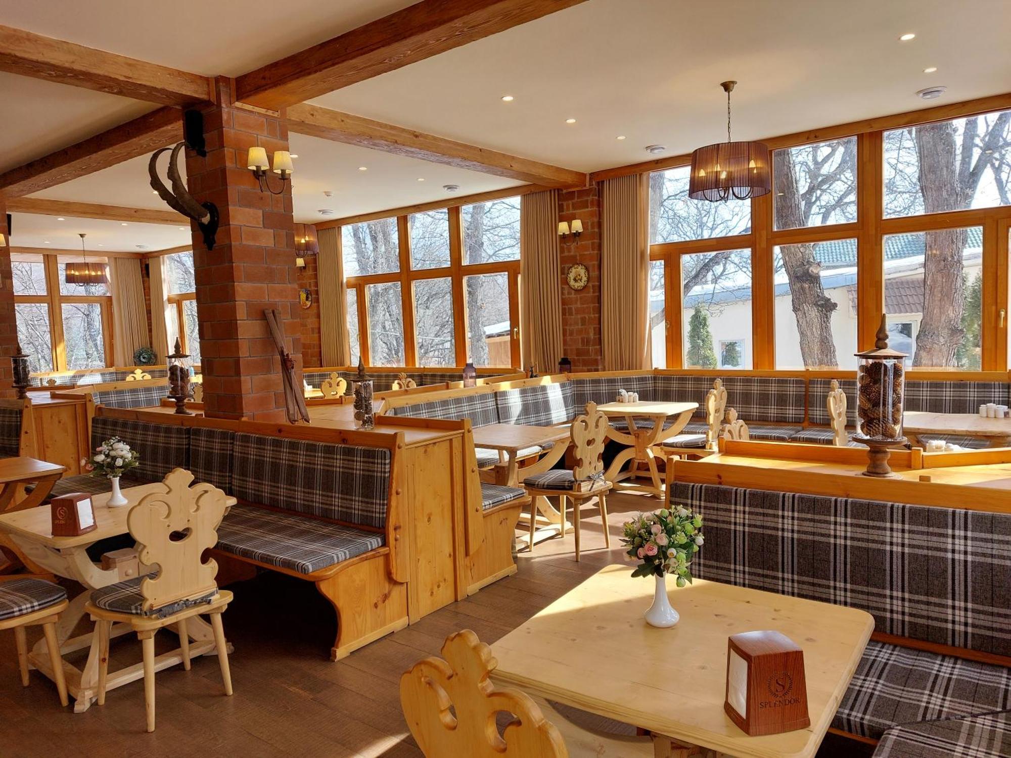צ'אקאדזור Splendor Resort And Restaurant מראה חיצוני תמונה