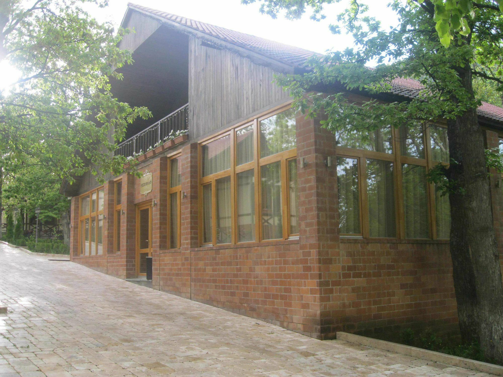 צ'אקאדזור Splendor Resort And Restaurant מראה חיצוני תמונה